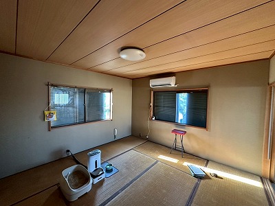 絨毯から掃除しやすい床へリフォーム 施工Before写真