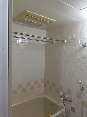 あたたかく快適に!掃除もしやすい浴室リフォーム 施工Before写真